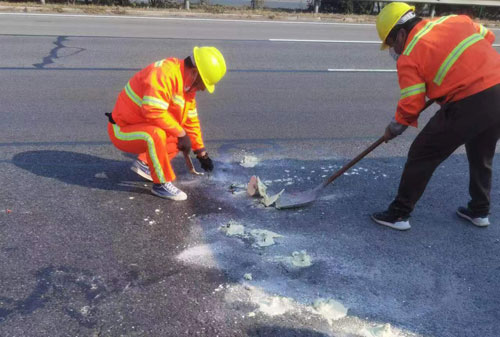 兴和公路下沉注浆加固